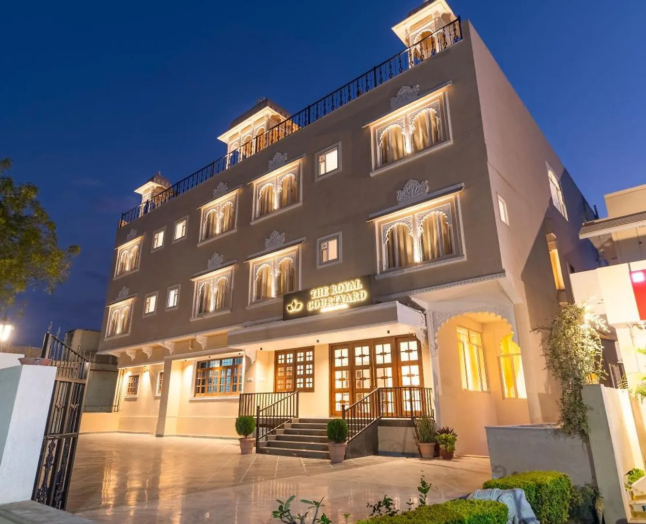 Hotel The Royal Courtyard Udaipur
