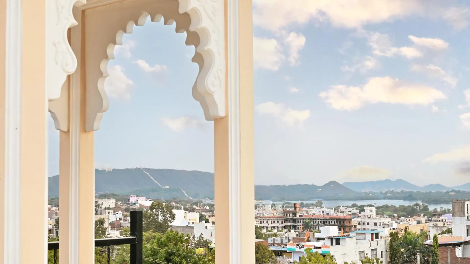Hotel The Royal Courtyard Udaipur